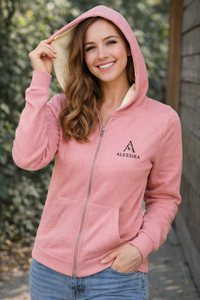 ✨ MIRYA — l’eleganza del doppio cappuccio